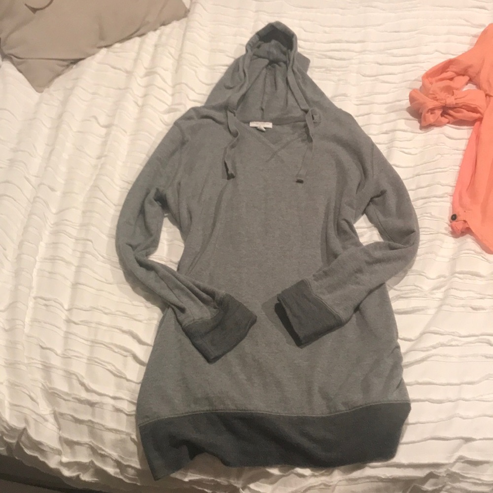 Liz Lang sweatshirt